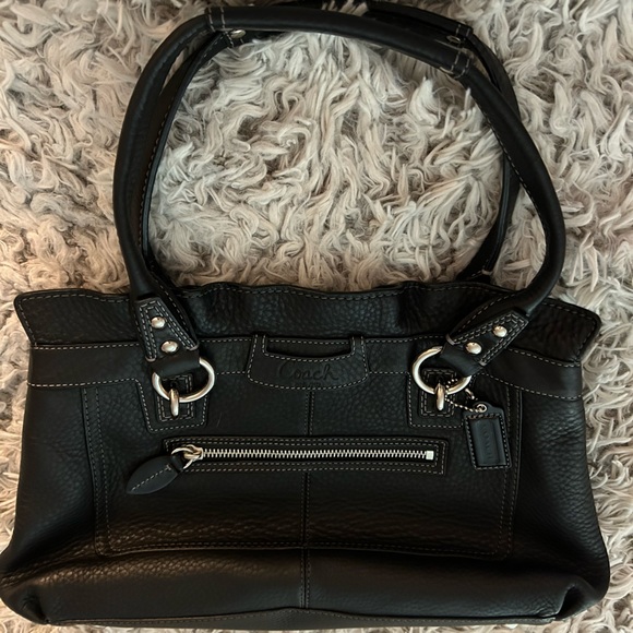 Coach Black Penelope Soft Milled Cowhide Leather Bag Purse B1049-F14686. - Picture 2 of 7